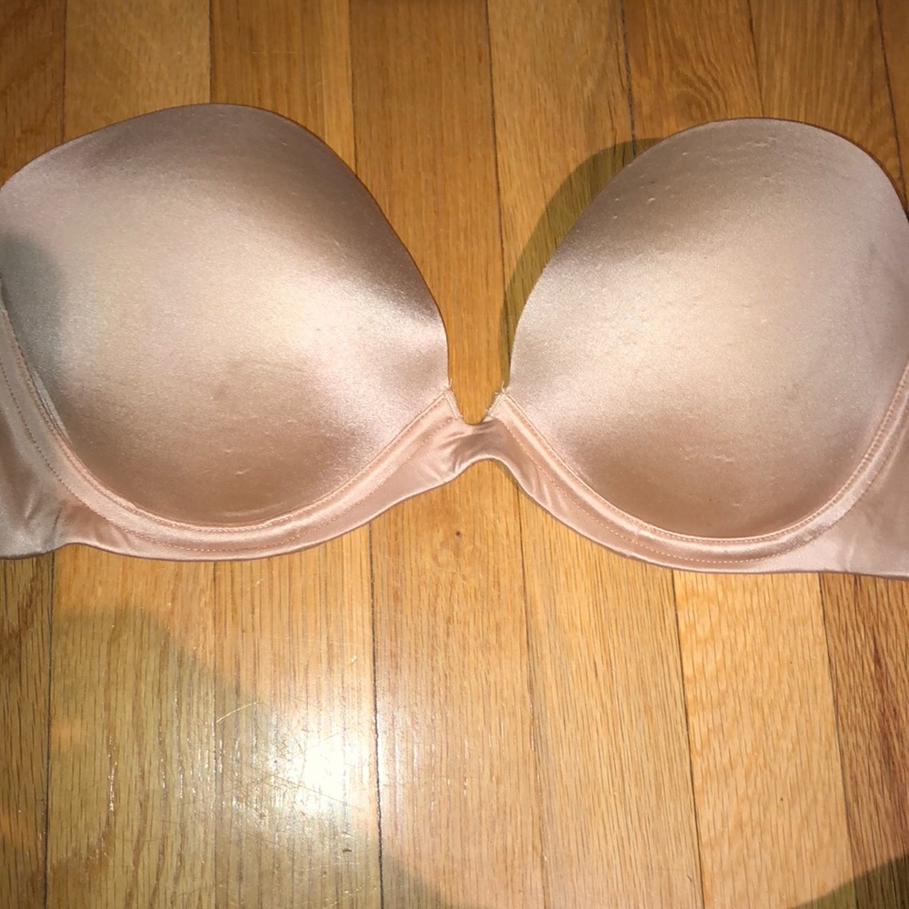 Nude strapless bra